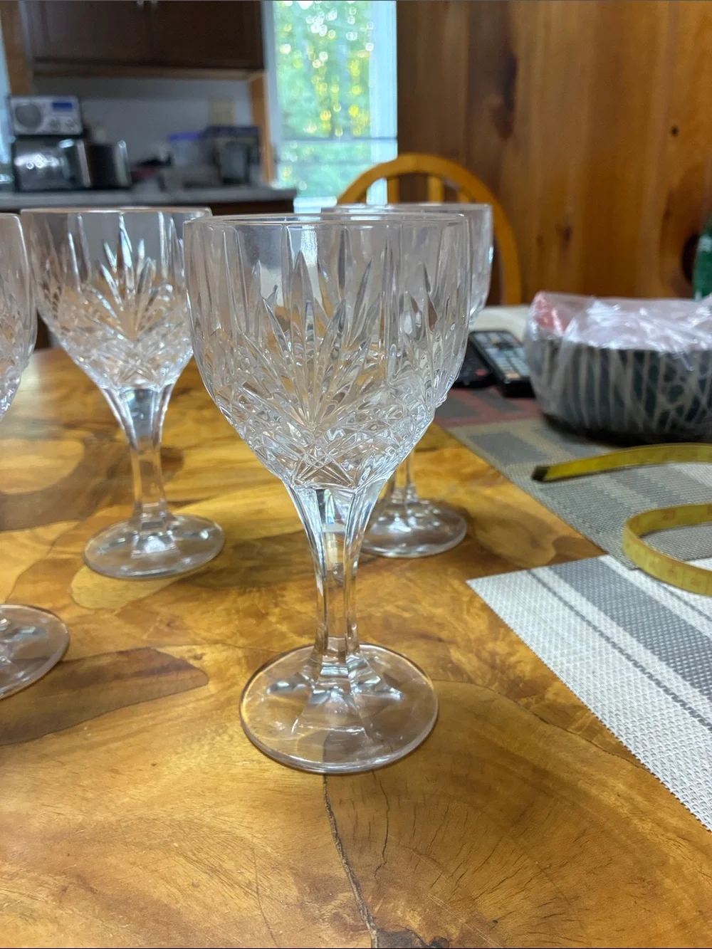 Elegant Clear Cut Crystal-Style Wine Glasses - Set of 4 high 6.5” open top 3.0”